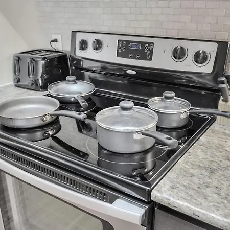 Lux Mid-Rise Walking Distance To Nrg Stadium Houston Exterior photo